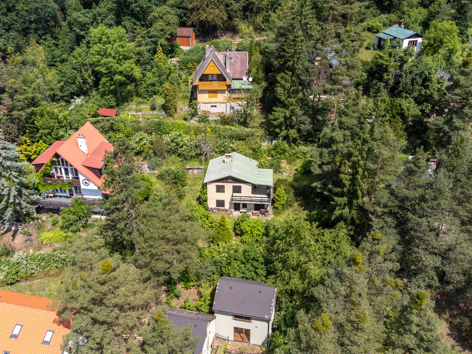 Prostorná chata i pro více generací, Čím, osada Hrdlička — fotka 13