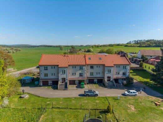 Výjimečný mezonet 5+1 s garáží v klidné obci Stěžov – ideální pro velkou rodinu