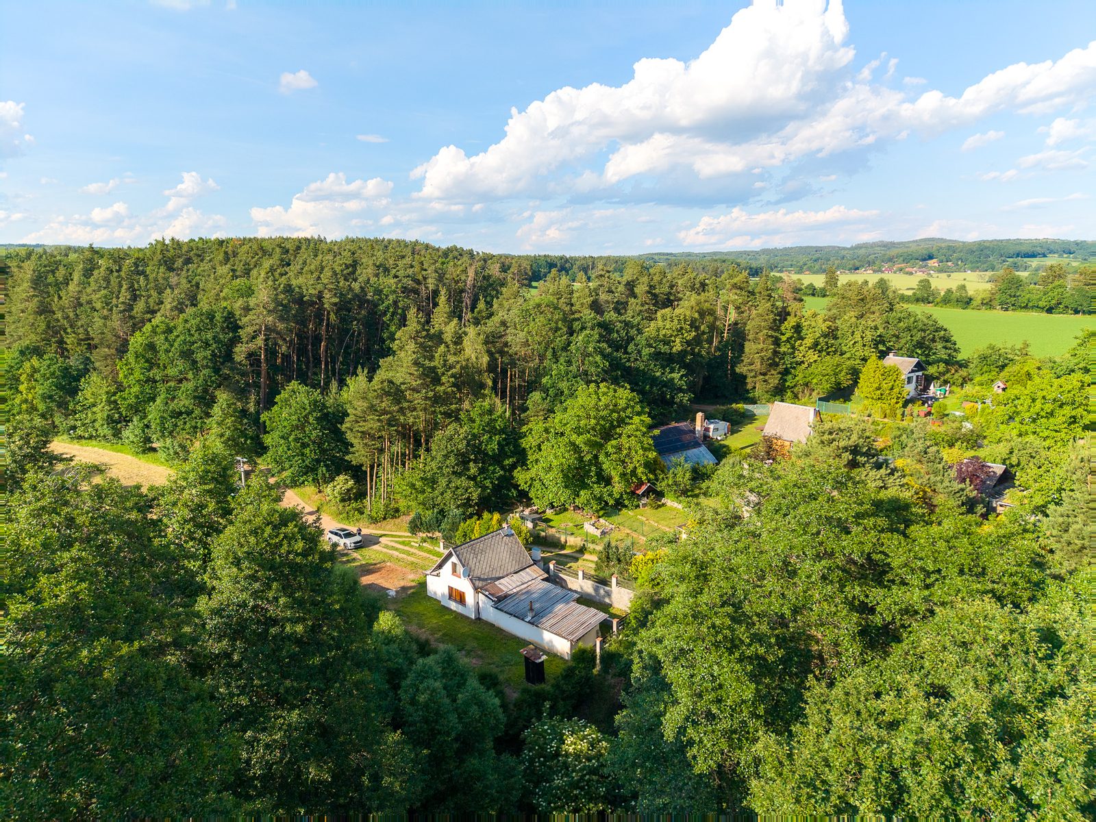 Zděná chata, Tochovice, okr. Příbram — fotka 14