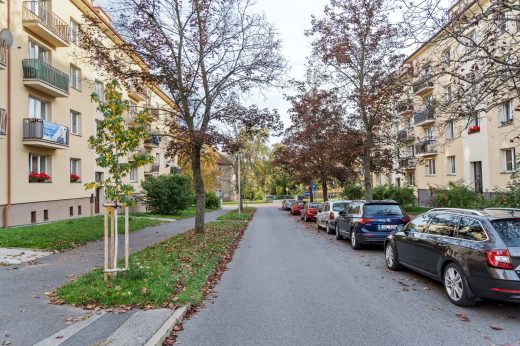 Byt 2+1 s balkonem, dvěma sklepy a výbornou polohou nedaleko náměstí — fotka 10